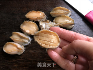 干锅鲍鱼鸡的做法步骤：2