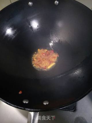 剁椒腊肉炒冬笋的做法步骤：4