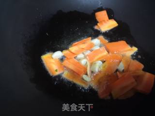 胡萝卜炒韭菜的做法步骤：4