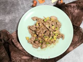 西葫芦炒牛肉的做法步骤：7