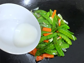 百合荷兰豆的做法步骤：8