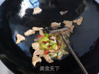 白菜木耳炒肉片的做法步骤：8