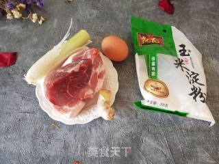 团圆饭~四喜丸子的做法步骤：1