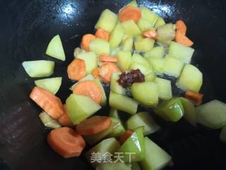 牛肉烧土豆胡萝卜的做法步骤：5