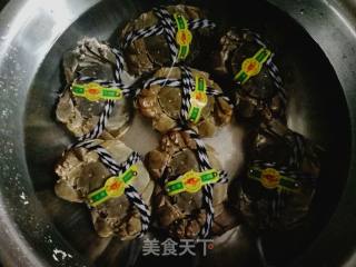 #团圆饭#清蒸太湖大闸蟹的做法步骤：1