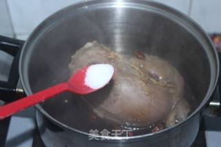 五香牛肉的做法步骤：6