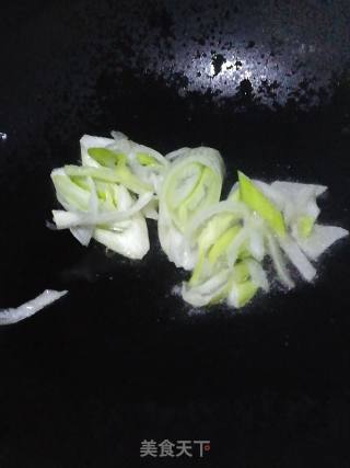 莴笋烧杏鲍菇的做法步骤：4
