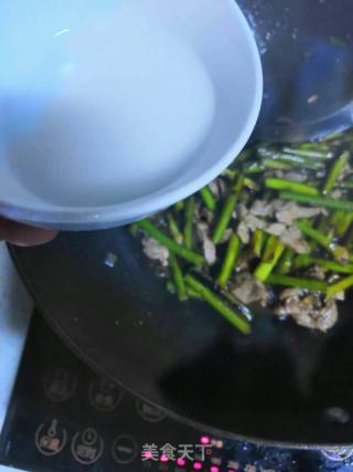 蒜苔炒肉丝的做法步骤：22