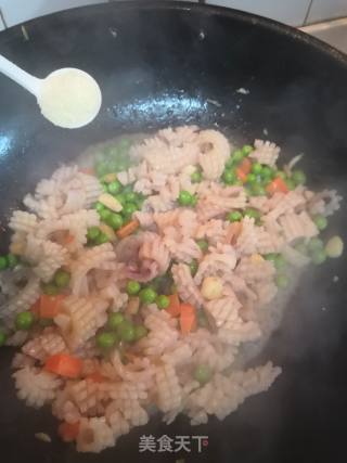 家常菜—豌豆炒墨鱼的做法步骤：7