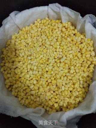 绿豆饼（电饼铛版）的做法步骤：1