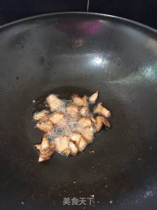 油渣炒花菜的做法步骤：2