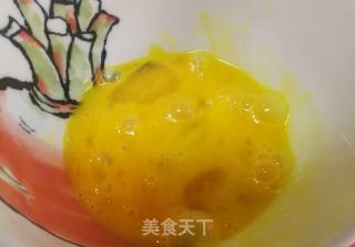 鸡蛋炒菠菜的做法步骤：2