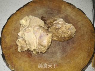 炖牛肉的做法步骤：1