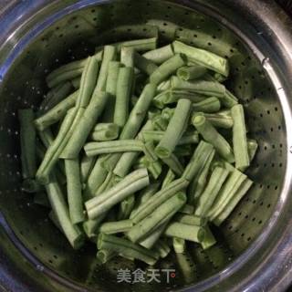 麻香豆角的做法步骤：2