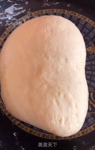 奶香豆沙馒头的做法步骤：4