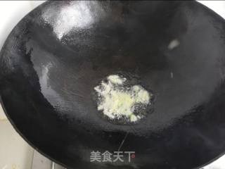 韭菜炒虾仁的做法步骤：7
