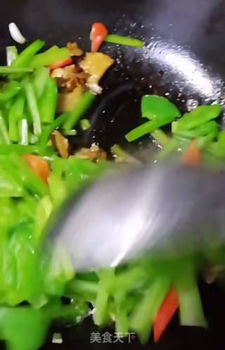 家常小炒的做法步骤：8