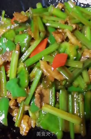 家常小炒的做法步骤：11