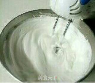 彩绘蛋糕卷的做法步骤：2