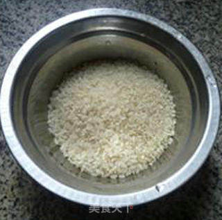 咸肉青菜土豆粥的做法步骤：1