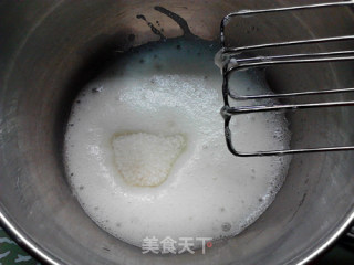 焙煎芝麻沙拉汁戚风蛋糕的做法步骤：6