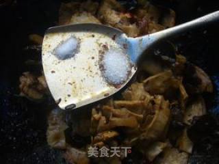 笋干回锅肉的做法步骤：9
