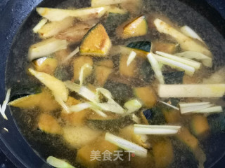 香甜南瓜面的做法步骤：7