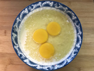 葱香鸡蛋煎饼的做法步骤：3