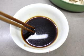 腊猪脸蒸芋头的做法步骤：5