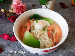 团圆饭~初七的鲜虾面的做法步骤：6