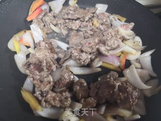 孜然洋葱炒牛肉的做法步骤：4