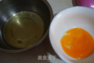 戚风蛋糕的做法步骤：1