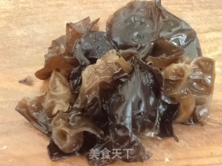 彩椒小炒的做法步骤：4