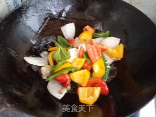 彩椒小炒的做法步骤：9