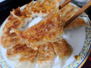 三鲜煎饺的做法步骤：11