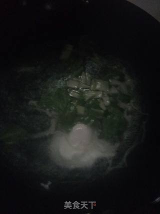 鸡蛋青菜豆粑的做法步骤：6