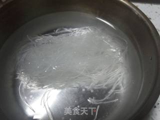 萝卜粉丝鸡蛋汤的做法步骤：3