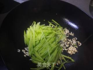 萝卜粉丝鸡蛋汤的做法步骤：5