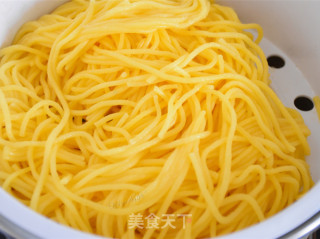 麻酱钢丝面的做法步骤：4