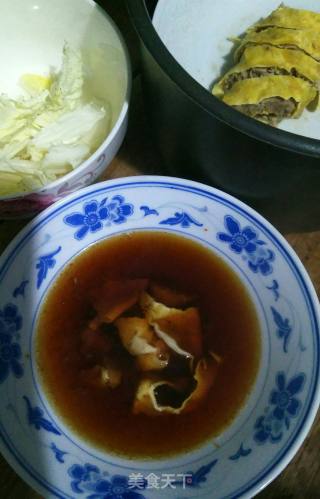 蛋卷鸡汤面的做法步骤：2