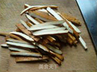 香干芹菜炒面的做法步骤：4