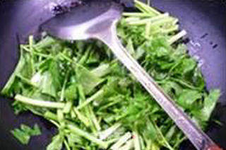 香干芹菜炒面的做法步骤：6