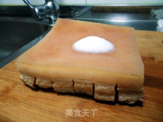 脆皮烧肉的做法步骤：5