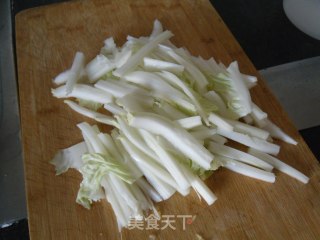 菠菜梗炒白菜条的做法步骤：3
