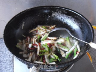 菠菜梗炒白菜条的做法步骤：12