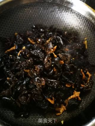 肉丝炒木耳的做法步骤：7