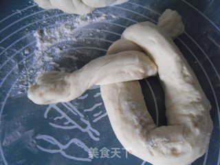 单根编花面包的做法步骤：9