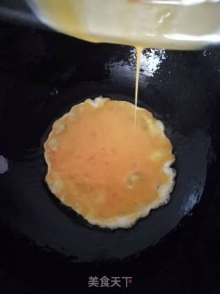 荷兰豆炒鸡蛋的做法步骤：3