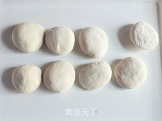韭菜馅春饼的做法步骤：7