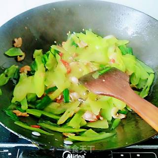煸炒莴笋片的做法步骤：7